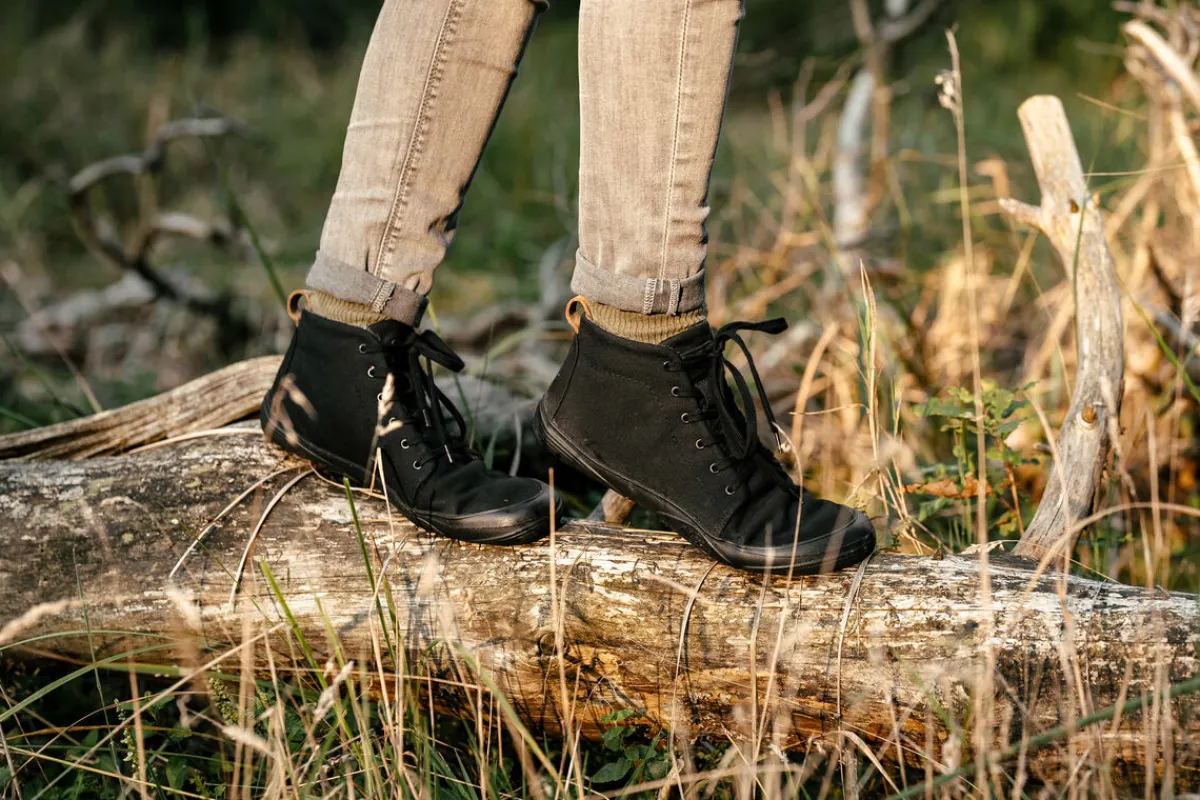 Canva ash>Wildling Shoes Clearance